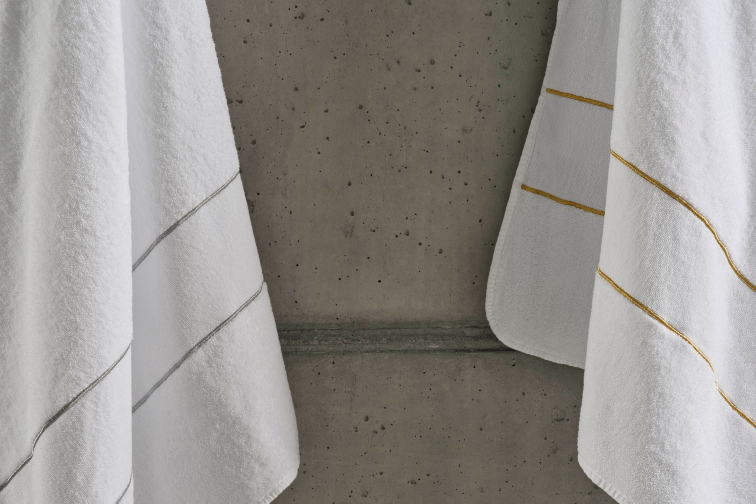 Lara - Cor 108 (Gold)