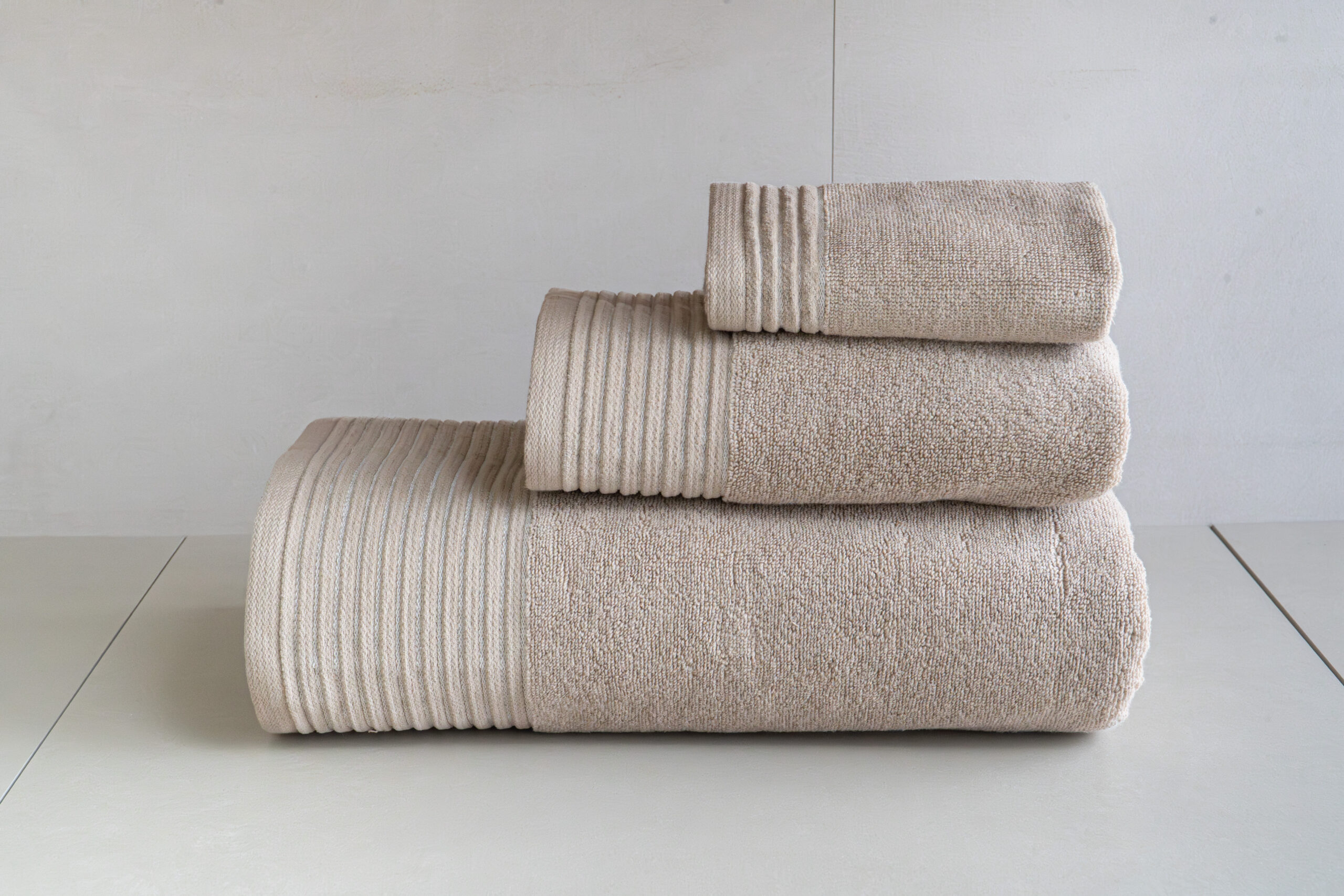Conjunto de Banho Hisbisco Taupe