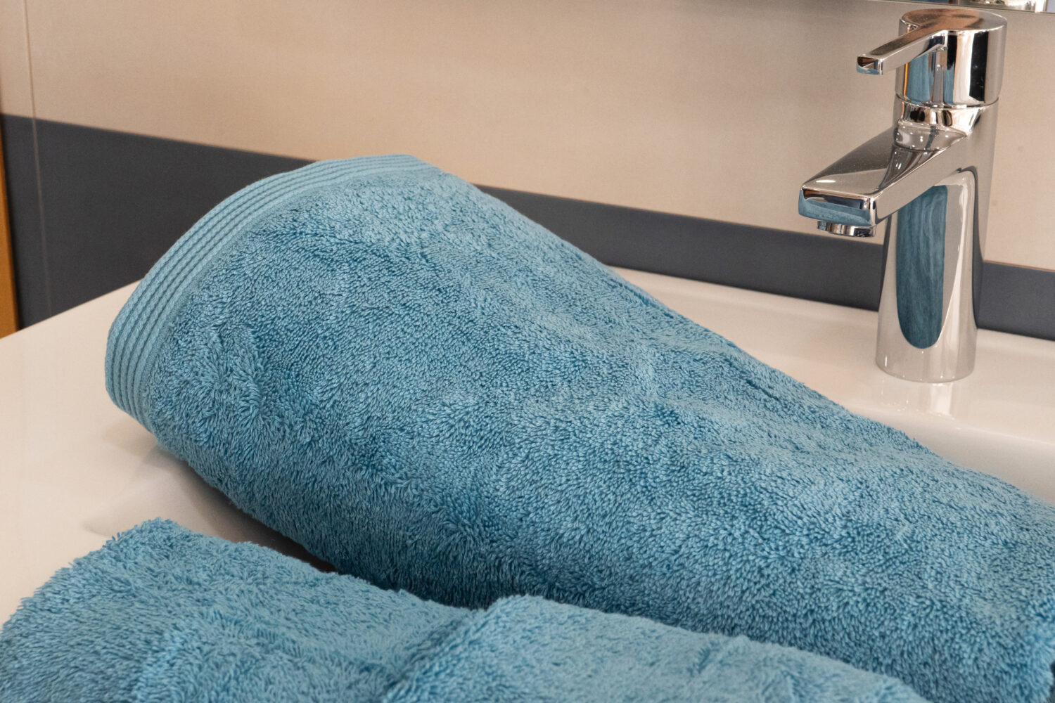 Conjunto de Banho Liso Azul Claro